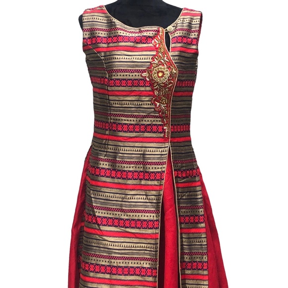 Traditional Red & Gold Dress Made in India size 8 - Picture 8 of 16